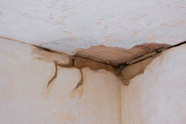 Sewage cleanup and water damage restoration in IA